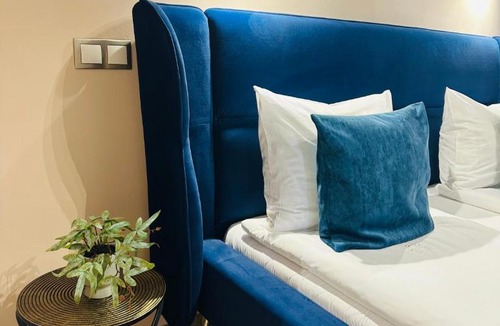 Center Apartment | Style Residence