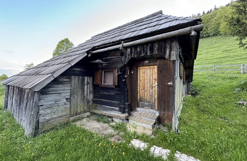 Kamnik Cottage | Suška Mountain Lodge - Alpine Tranquility