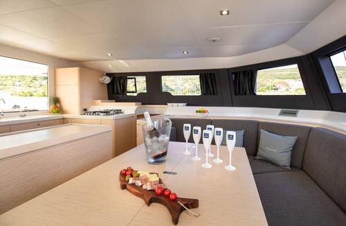 Primosten Boat Rental | Sun-Kissed Sailing Adventure in Sibenik, Croatia
