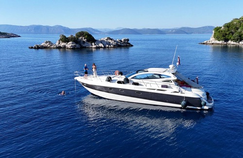 Primosten Boat Rental | Sun-Kissed Sailing Adventure in Sibenik, Croatia