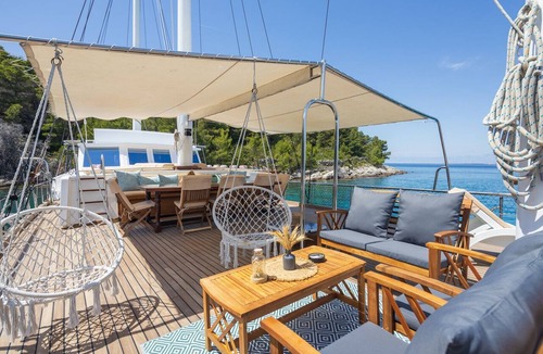 Split Boat Rental | Sun-Kissed Sailing Adventure in Split, Croatia