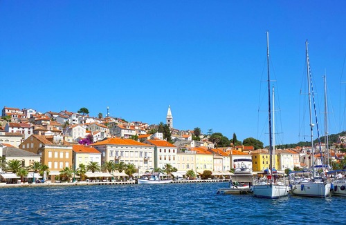 Cove Murtar Boat Rental | Sun-Kissed Sailing Adventure in Northern Croatia