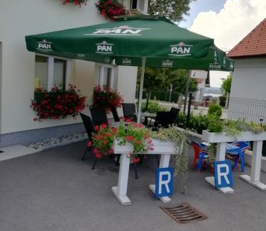Sveta Nedelja Apartment | Sunny day apartments