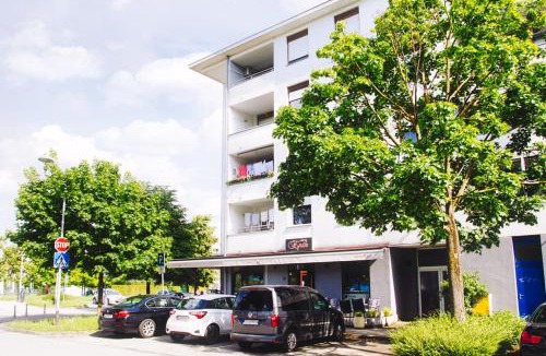 Novi Zagreb Apartment | Sunny day -Arena Zagreb , 2 bathrooms, 102m²,