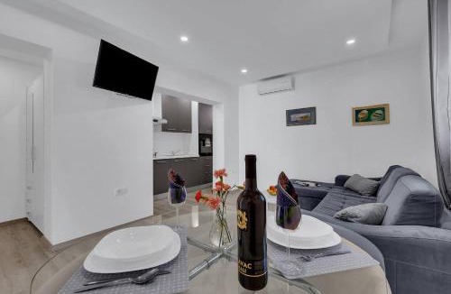 Bidol Apartment | Sunny Garden Apartments Ana