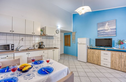Maslenica Apartment | Sunset Sea View Blue Apartment, Jasenice, Croatia