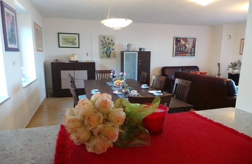 Tulisevica Apartment | Superb Lovran Apartments with Sea Views - One Bedroom Apartment with Balcony