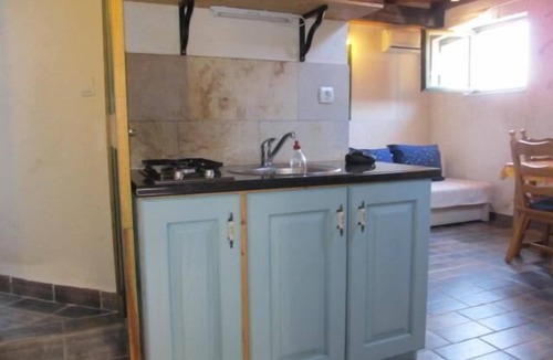 Betina Apartment | Superior Studio Apartment in Sea front