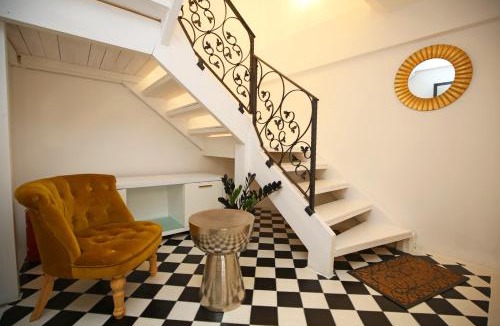 Grad Bed & Breakfast | Swan City Apartment & Room