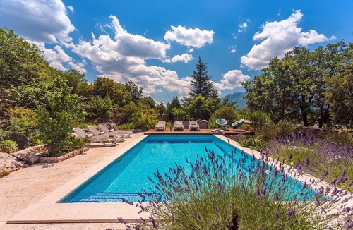 Sestanovac Villa | Tajina Kuca, Villa for 6 people with a botanical garden, 32 sqm heated pool with hydro massage, playground, 2 bedrooms, 2 bathrooms