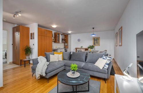 Buzdohanj Apartment | Terra Magica Deluxe Sea View Apartment or Room with Free Parking