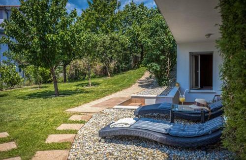 Buzdohanj Apartment | Terra Magica Deluxe Sea View Apartment or Room with Free Parking