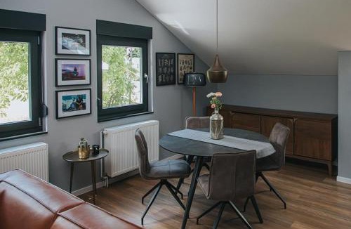Samobor Apartment | The Loft/Hill View Modern Apartment