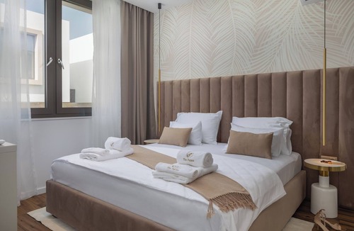 Kraj Resort | The Palms Resort 2BR Villa Dream One with Pool