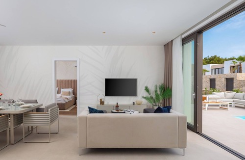 Kraj Resort | The Palms Resort 2BR Villa Dream Two with Pool