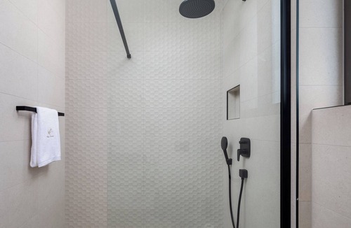 Kraj Resort | The Palms Resort 2BR Villa Dream Six with Pool