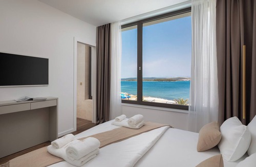 Kraj Resort | The Palms Resort Villa Beach Four with Pool