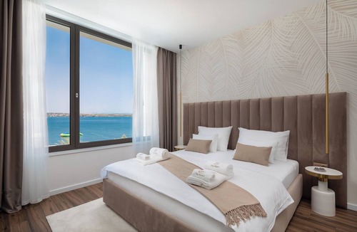 Kraj Resort | The Palms Resort Villa Beach Five with Pool