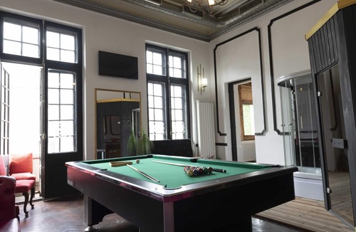 Bucharest City-Centre Villa | the perfect accommodation for big groups. 18 beds, hot tub, dry sauna, and more