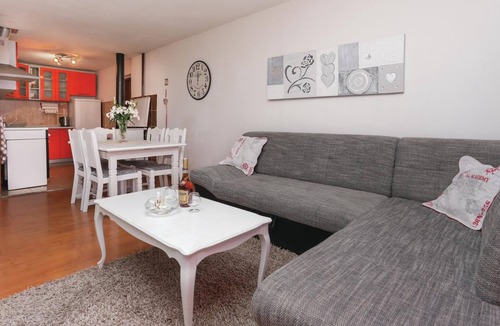 Trilj House | This holiday home with pool is peacefully located and surrounded by unspoilt nature.