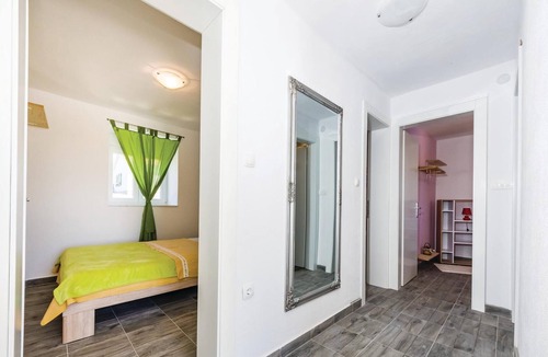 Velim House | This tastefully furnished vacation home with pool is located in Nadin, which belongs to the municipa