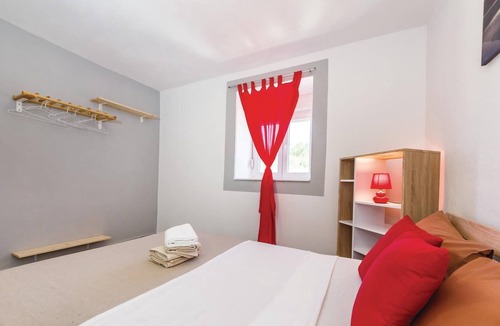 Velim House | This tastefully furnished vacation home with pool is located in Nadin, which belongs to the municipa