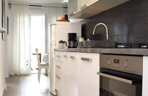 Sveti Filip i Jakov Apartment | Three bedroom apartment with balcony and sea view Sveti Filip i Jakov, Biograd (A-17676-a)