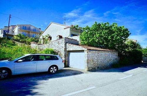 Seget Vranjica Apartment | Three Bedroom Apartment with Terrace
