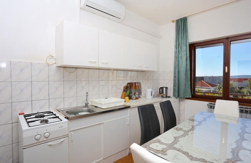 Kastel Stari Apartment | Three bedroom apartment with terrace Kaštel Stari, Kaštela (A-16344-b)