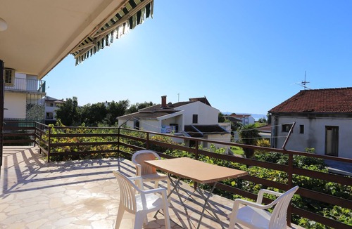 Kastel Stari Apartment | Three bedroom apartment with terrace Kaštel Stari, Kaštela (A-16344-b)