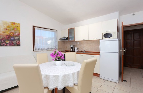 Okrug Donji Apartment | Three bedroom apartment near beach Okrug Donji, Čiovo (A-6859-c)