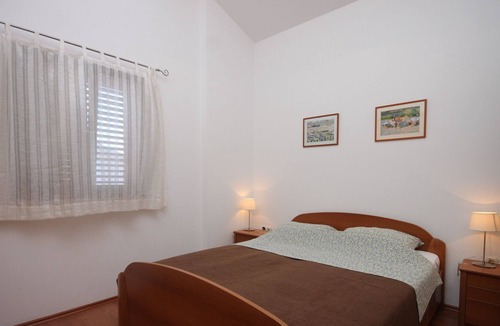 Cove Murtar Apartment | Three bedroom apartment with terrace and sea view Mali Lošinj, Lošinj (A-7965-a)