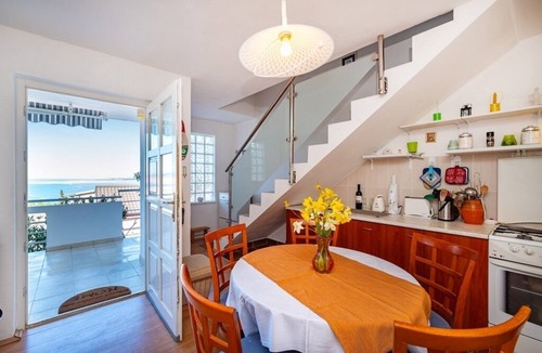 Rovanjska Apartment | Three bedroom apartment with terrace and sea view Rovanjska, Paklenica (A-22989-a)