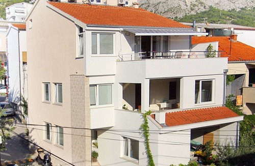 Makarska Old Town Apartment | Three bedroom apartment with terrace Makarska (A-20700-a)