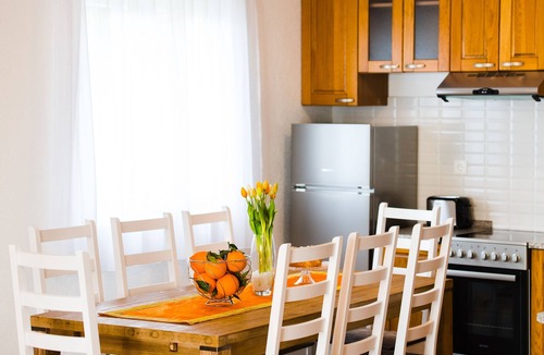 Podstrana Apartment | Three bedroom apartment with a swimming pool Podstrana, Split (A-13393-b)