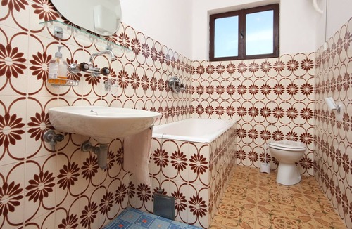 Razanj Apartment | Three bedroom apartment near beach Ražanj, Rogoznica (A-7606-a)