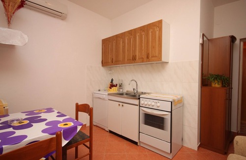 Maslenica Apartment | Three bedroom apartment with terrace and sea view Maslenica, Novigrad (A-6568-a)