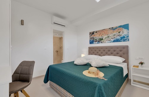 Podgora Apartment | Three bedroom apartment with terrace and sea view Podgora, Makarska (A-18920-a)