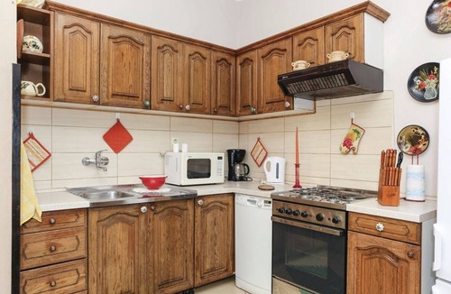 Brodarica Apartment | Three bedroom apartment near beach Brodarica, Šibenik (A-921-a)