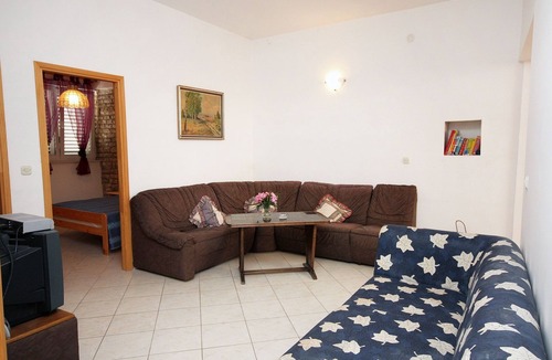 Jezera Apartment | Three bedroom apartment with terrace and sea view Jezera, Murter (A-5057-a)