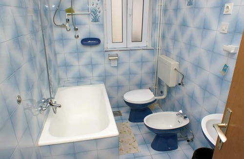Stara Novalja Apartment | Three bedroom apartment near beach Stara Novalja, Pag (A-4055-a)