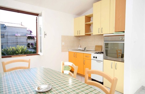Zrce Apartment | Three bedroom apartment with balcony Novalja, Pag (A-9350-b)