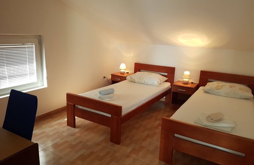 Zrce Apartment | Three bedroom apartment with terrace Novalja, Pag (A-6504-a)