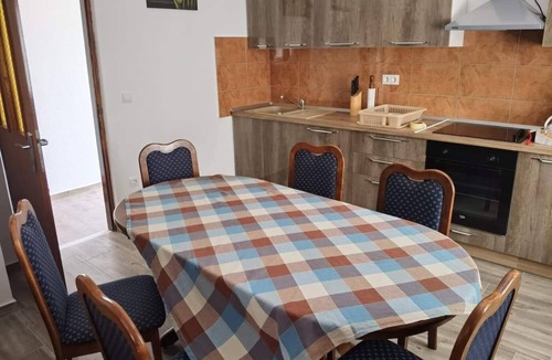 Zavalatica Apartment | Three bedroom apartment with terrace and sea view Zavalatica, Korčula (A-9690-b)