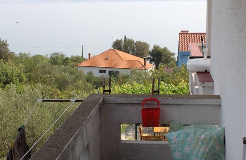 Kali Apartment | Three bedroom apartment with terrace and sea view Kali, Ugljan (A-834-c)