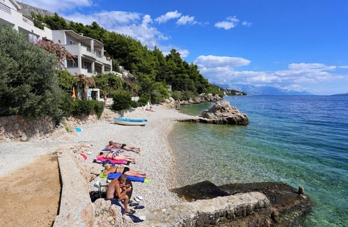 Stanici Apartment | Three bedroom apartment with balcony and sea view Stanići, Omiš (A-10324-c)