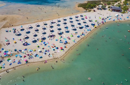 Nin Apartment | Three bedroom apartment with terrace Nin, Zadar (A-10414-a)