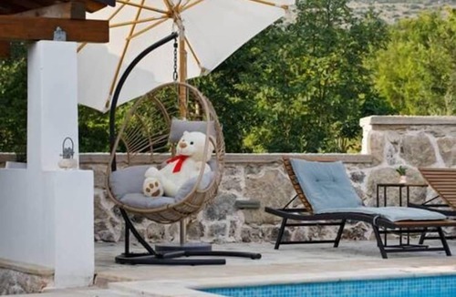 Drnis House | Three Bedroom Holiday Home with Pool