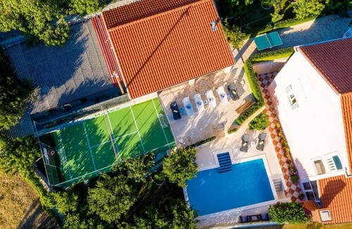 Vodovađa House | Three Bedroom Holiday Home, Pool, Sauna, Terrace