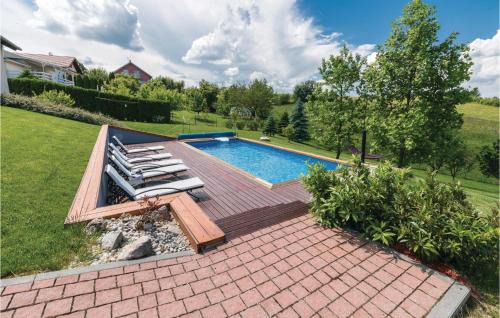 Kupinecki Kraljevec House | Three-Bedroom Holiday Home In Starjak